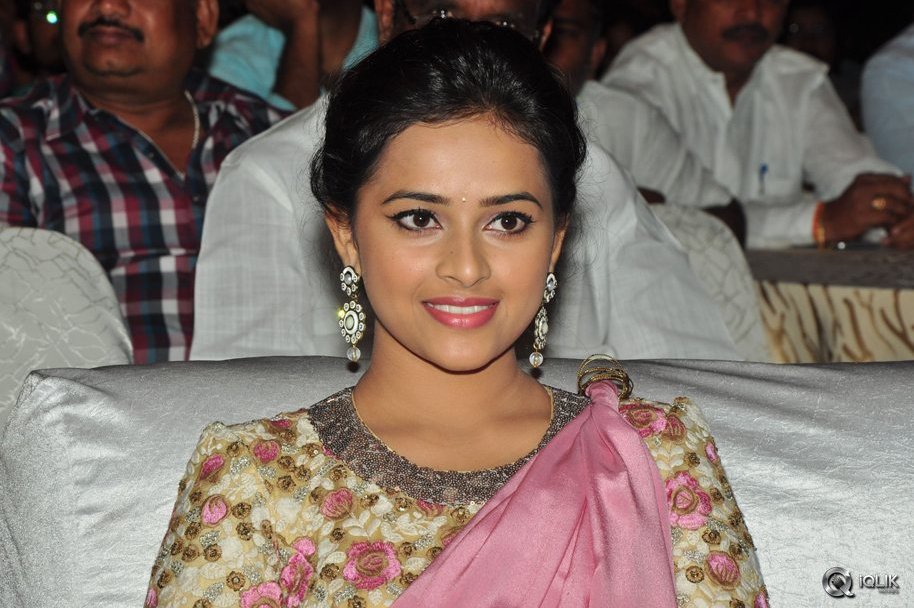 Rayudu-Movie-Audio-Launch